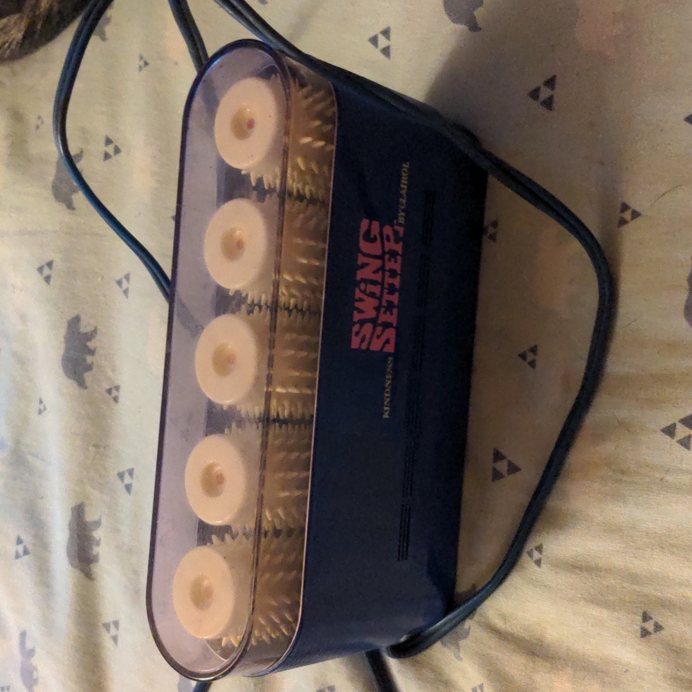 1968 KINDNESS Swing Setter By Clairol Hot Rollers Model 665 Vtg Made in Denmark